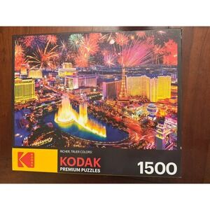 Kodak Premium Puzzles Fireworks Over Las Vegas Strip 1500 Piece Puzzle